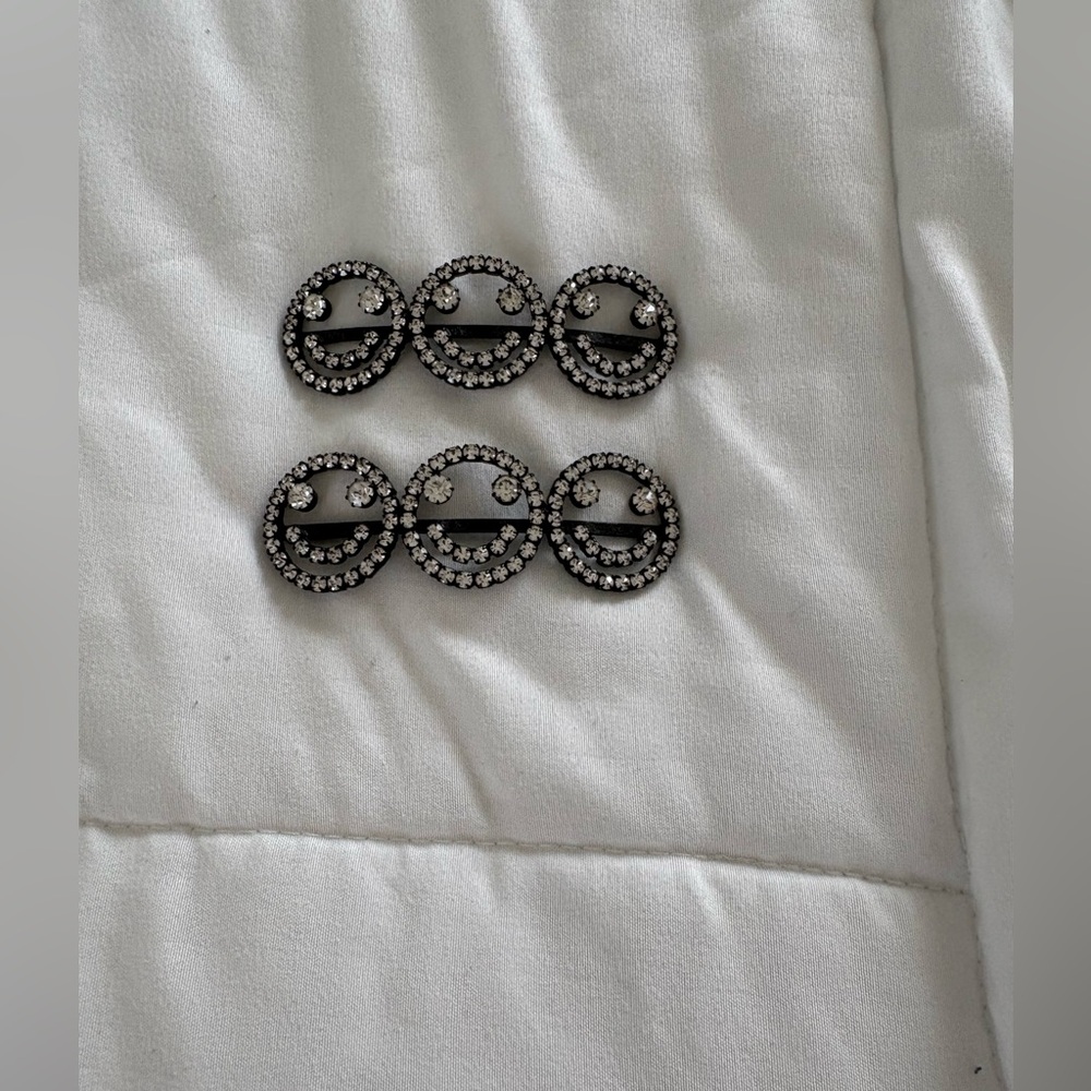 Ashley Williams Elegant Rhinestone Circle Brooch Set